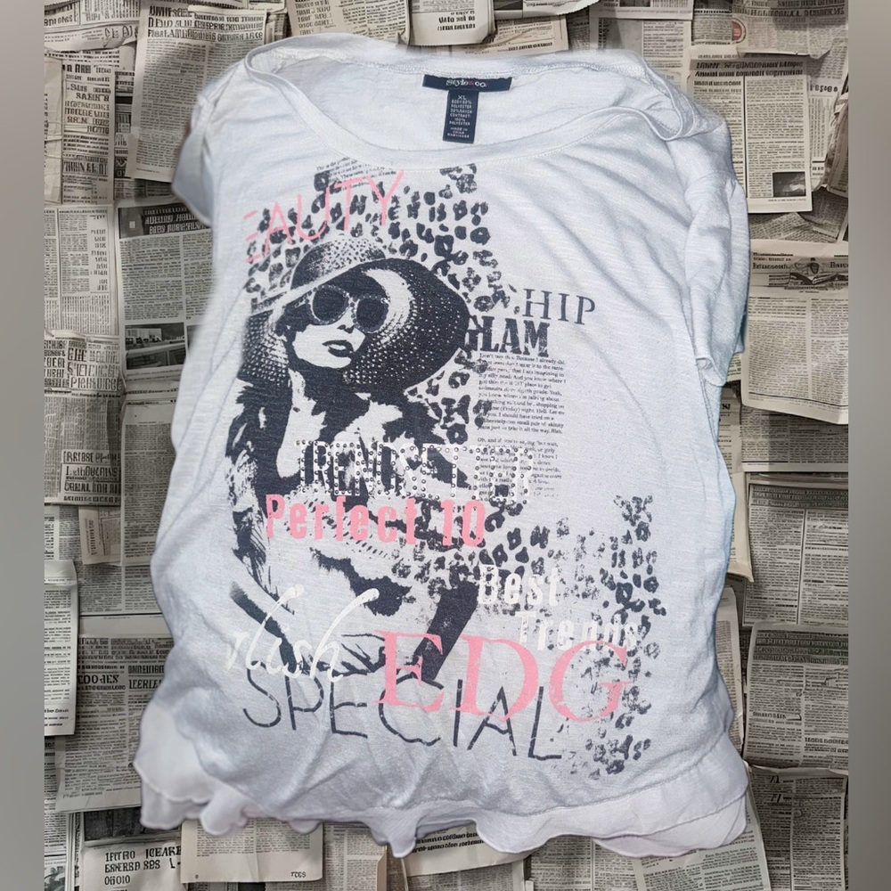 Style and Co. Y2k Graphic Women's Top